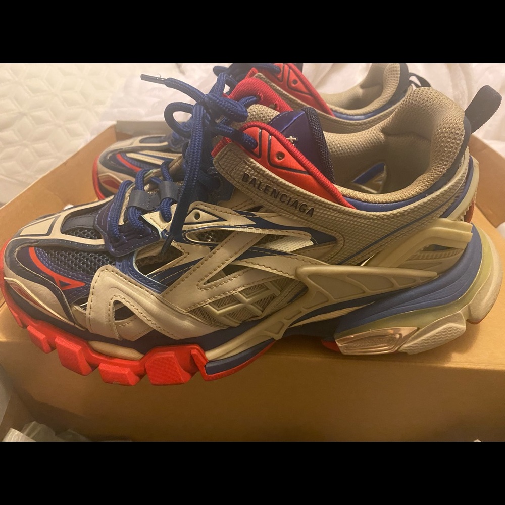 Balenciaga sneakers size 38. Size 8 US. Grey, Pink and blue.